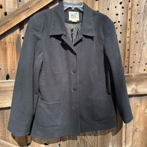 Travelsmith women’s fleece blazer black size large (see measurements )